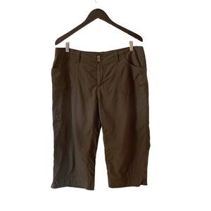Marika Dark Gray Adventure Athlectic Capri Pants